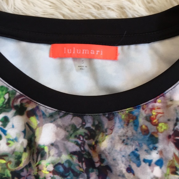 Floral Print Blouse - Picture 3 of 3